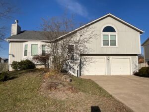 #429 Light Blue House & White Trim - Gardner (3)